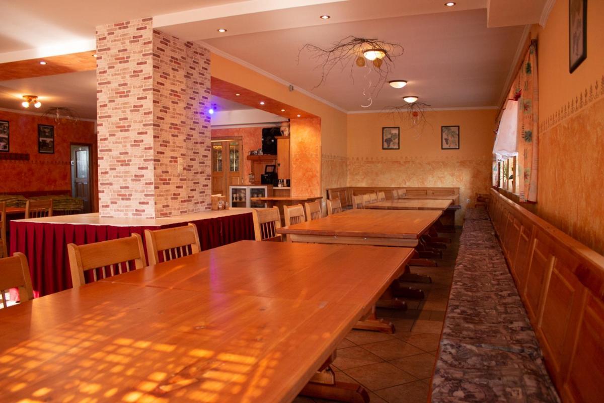 Turisticna Kmetija Sirk Motel Zgornja Velka Bagian luar foto