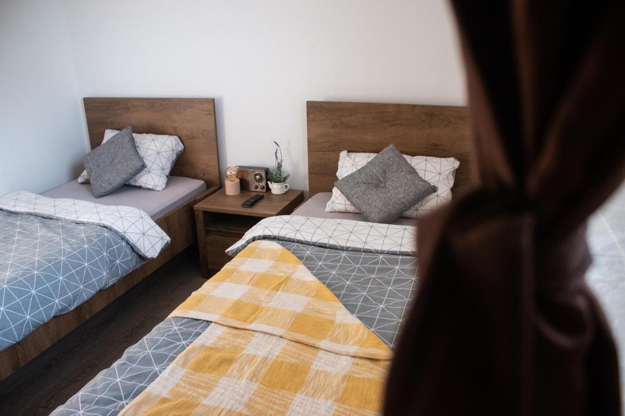 Turisticna Kmetija Sirk Motel Zgornja Velka Bagian luar foto