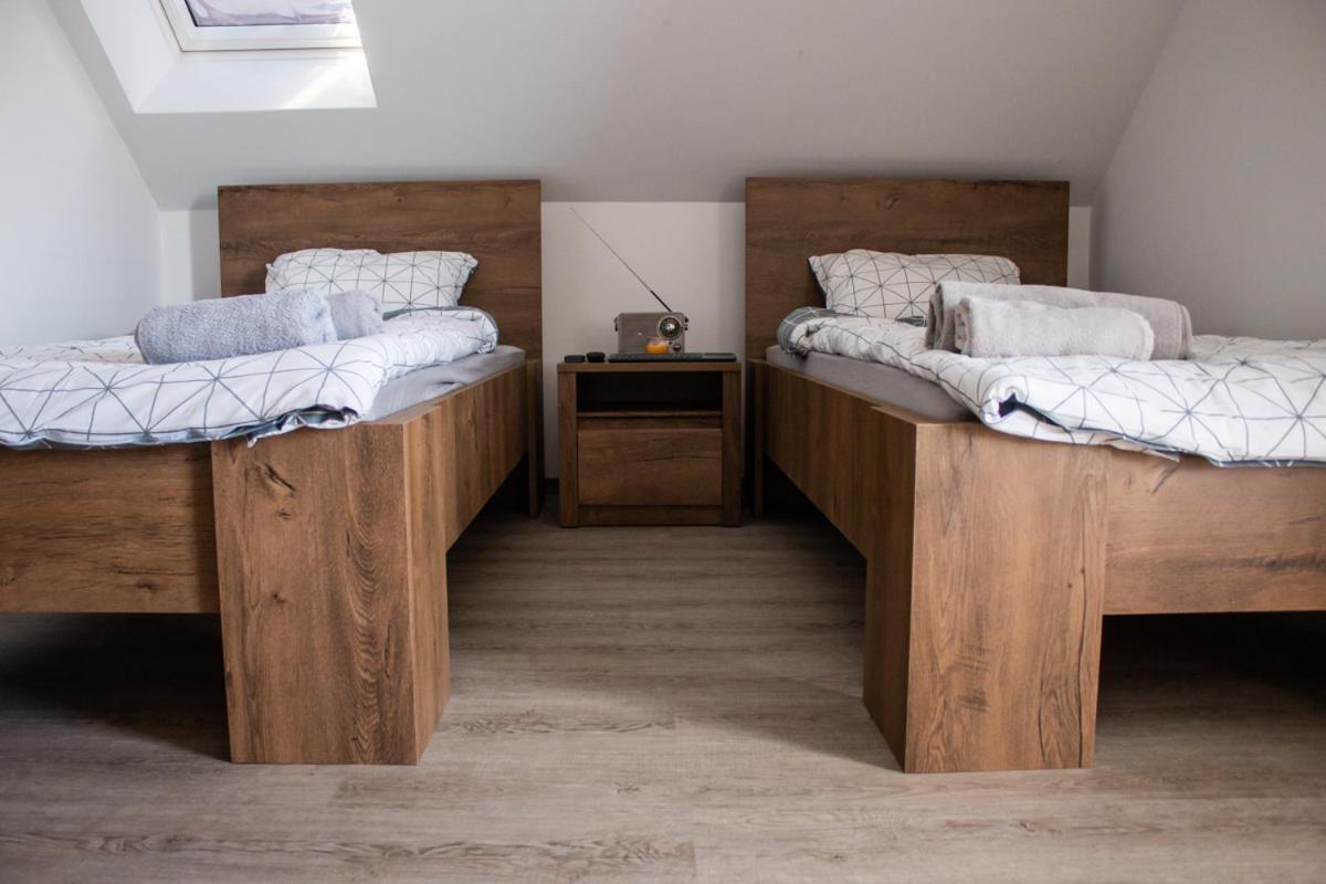 Turisticna Kmetija Sirk Motel Zgornja Velka Bagian luar foto
